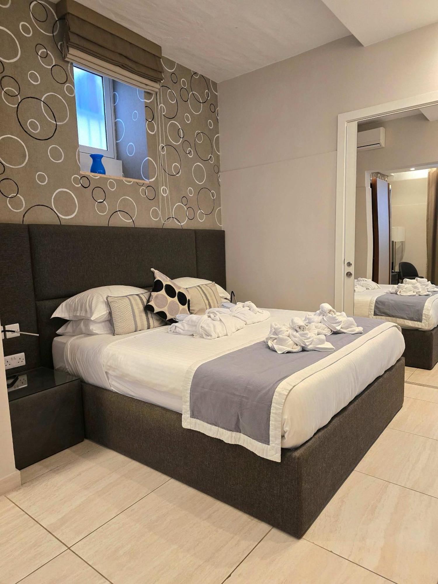 Hotel D Townhouse 3*