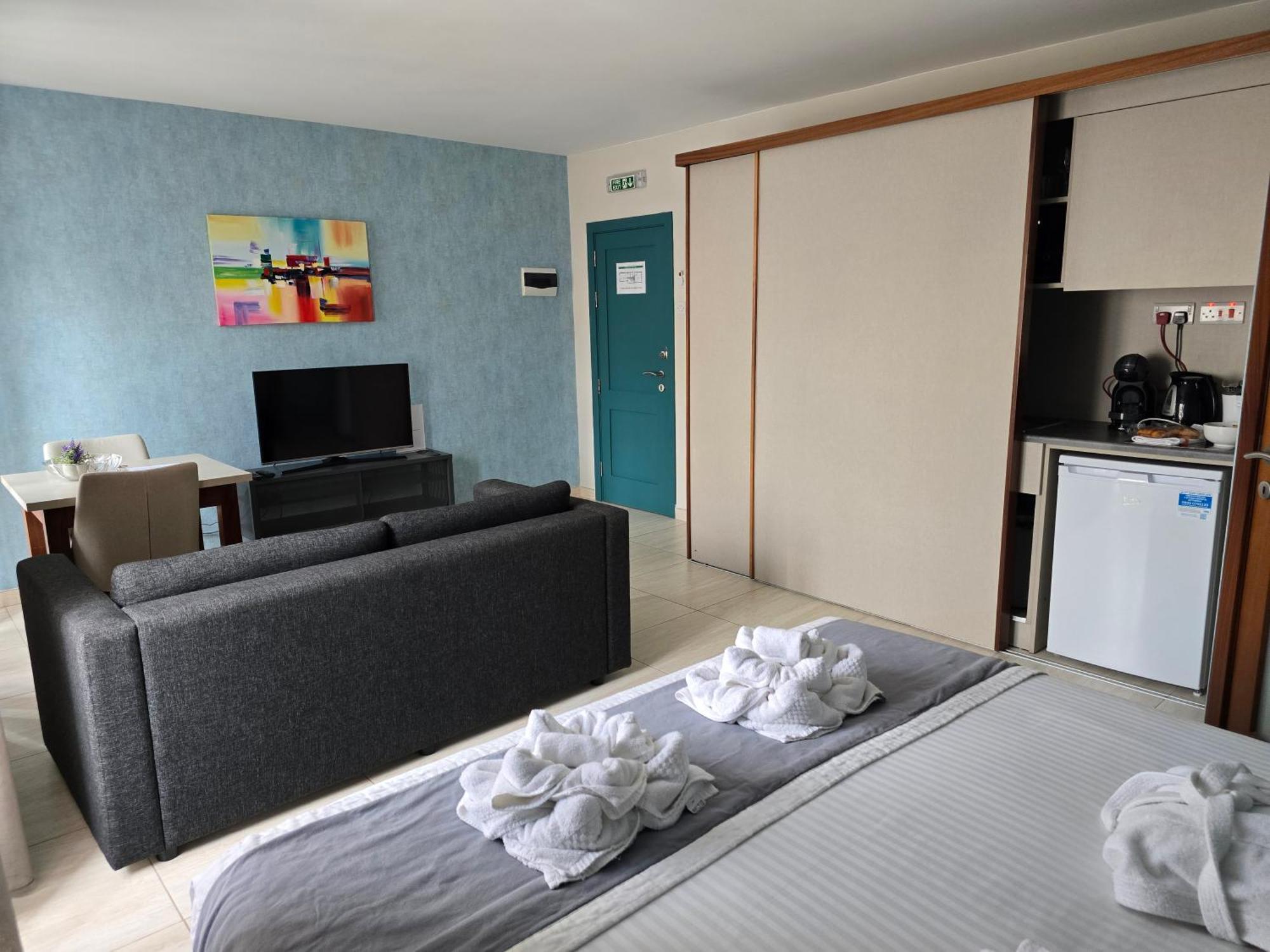 D Townhouse Hotel