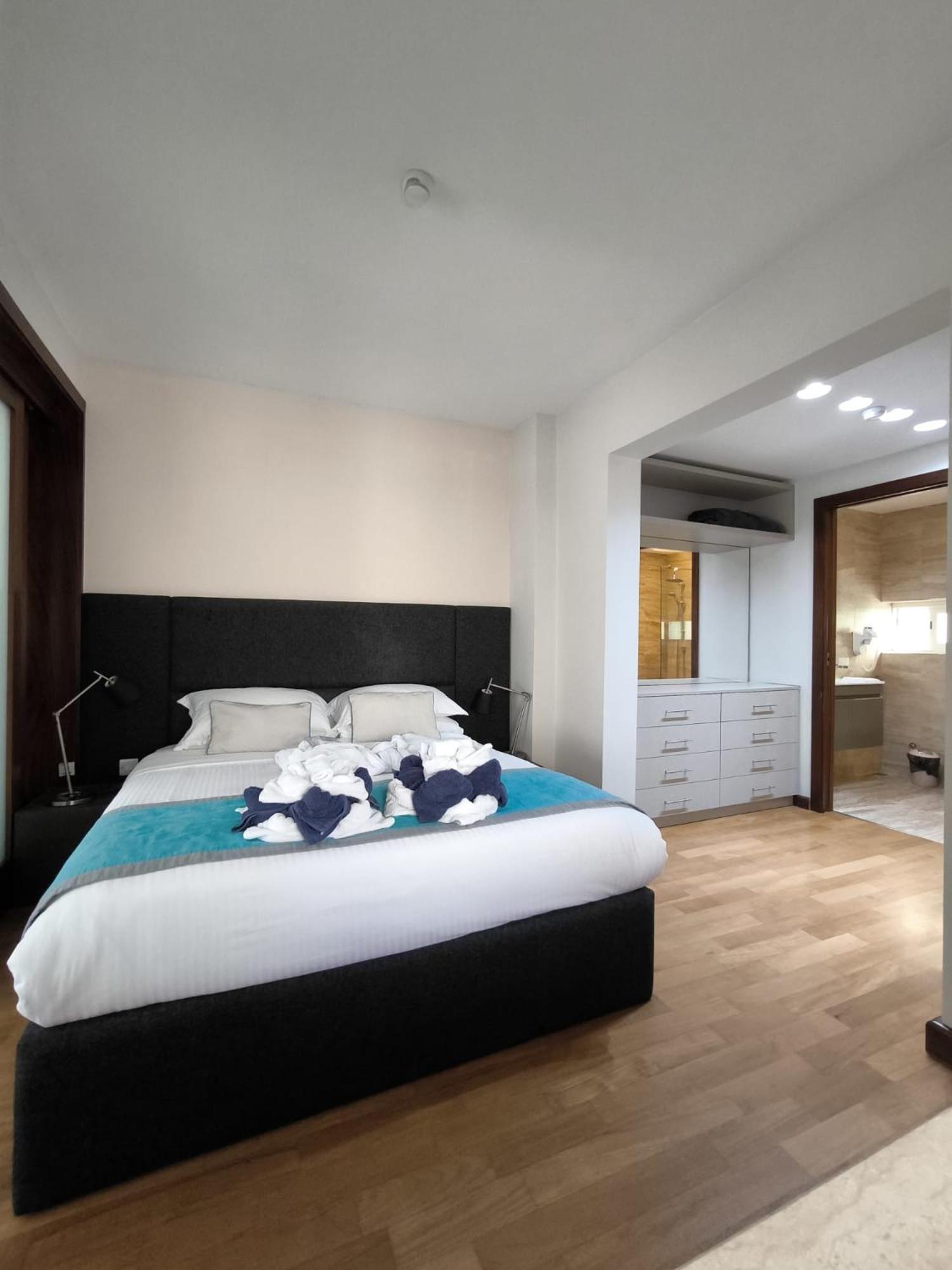 D Townhouse Hotel Sliema