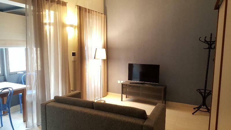 D Townhouse Hotel